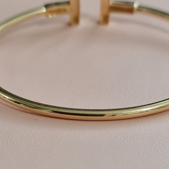 T bangle side slide bangle gold 18k - Picture 8 of 8